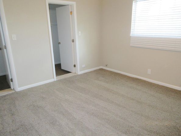 3601 NW 40th Street, Lauderdale Lakes FL 33309