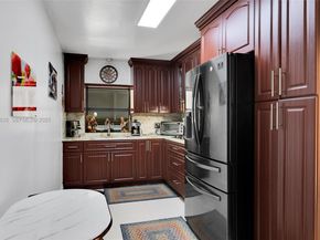 462 E 39th Street, Hialeah FL 33013