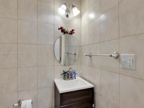462 E 39th Street, Hialeah FL 33013
