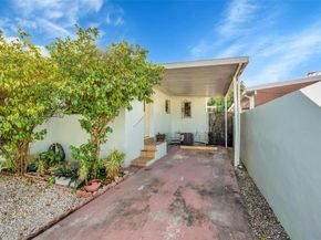462 E 39th Street, Hialeah FL 33013