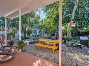 462 E 39th Street, Hialeah FL 33013