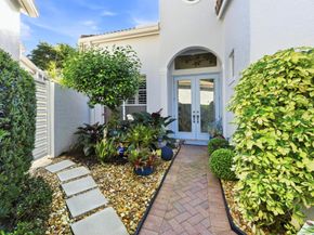 121 Sunset Bay Drive, Palm Beach Gardens FL 33418