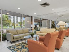 2307 S Cypress Bend Dr 106, Pompano Beach FL 33069