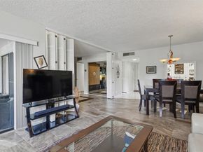 2307 S Cypress Bend Dr 106, Pompano Beach FL 33069