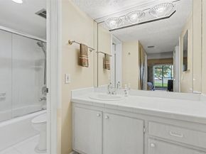 2307 S Cypress Bend Dr 106, Pompano Beach FL 33069