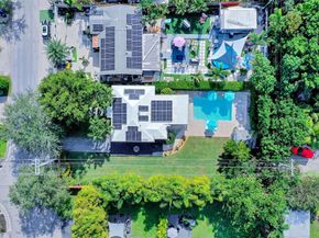 1345 NW 4th Ave, Fort Lauderdale FL 33311