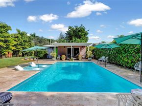 1345 NW 4th Ave, Fort Lauderdale FL 33311