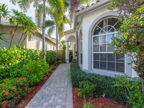 2443 Players Court, Wellington FL 33414