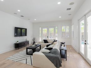 2443 Players Court, Wellington FL 33414