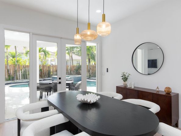 2443 Players Court, Wellington FL 33414