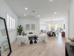 2443 Players Court, Wellington FL 33414