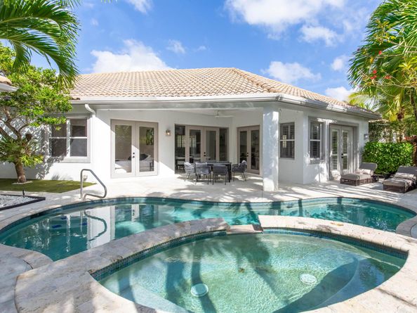 2443 Players Court, Wellington FL 33414