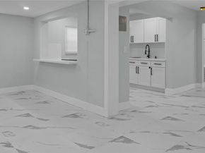 20 NW 56th St, Fort Lauderdale FL 33309