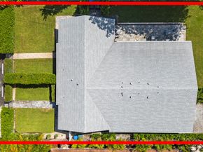 1402 NE 34th St, Oakland Park FL 33334