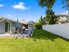1402 NE 34th St, Oakland Park FL 33334