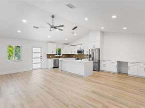 1402 NE 34th St, Oakland Park FL 33334