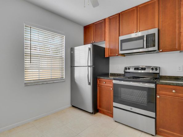 1025 Lake Shore Drive 202, Lake Park FL 33403