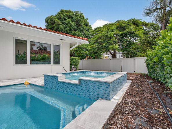 3280 Cypress Creek Dr, Lauderdale By The Sea FL 33062