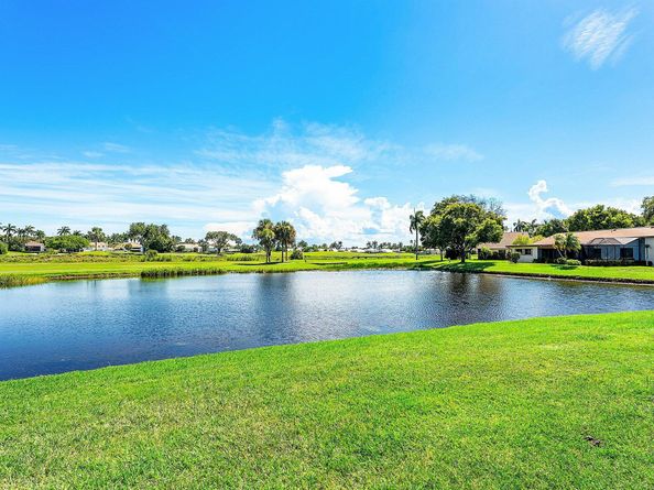 5534 Forest Oaks Terrace, Delray Beach FL 33484