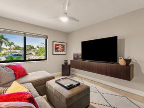 5534 Forest Oaks Terrace, Delray Beach FL 33484