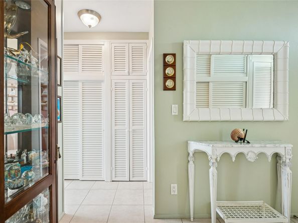 1900 S Ocean Dr 810, Fort Lauderdale FL 33316