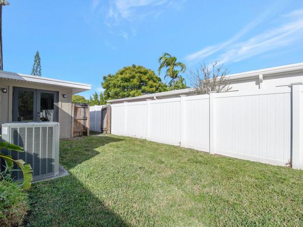 1448 Funston St, Hollywood FL 33020