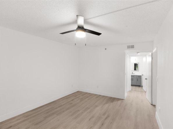 23344 Carolwood Ln 302, Boca Raton FL 33428
