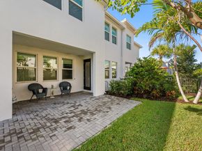 16423 Helix Court, Westlake FL 33470