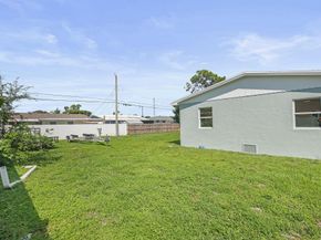 3761 NE 14th Ave, Pompano Beach FL 33064