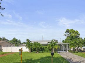 3761 NE 14th Ave, Pompano Beach FL 33064