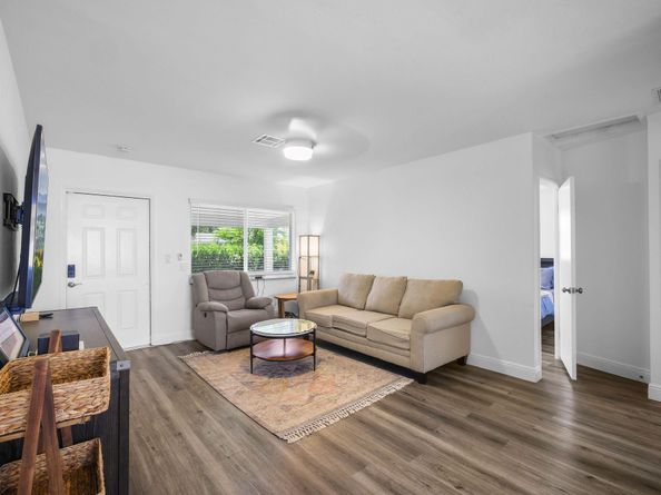 3761 NE 14th Ave, Pompano Beach FL 33064