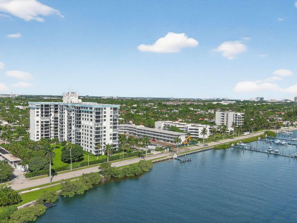 3800 Washington Road 1107, West Palm Beach FL 33405