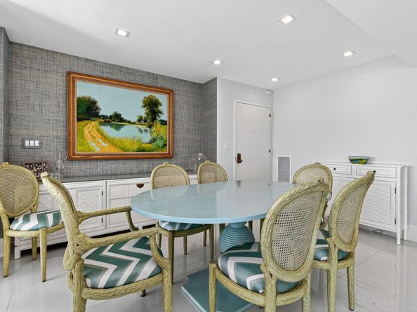 3800 Washington Road 1107, West Palm Beach FL 33405