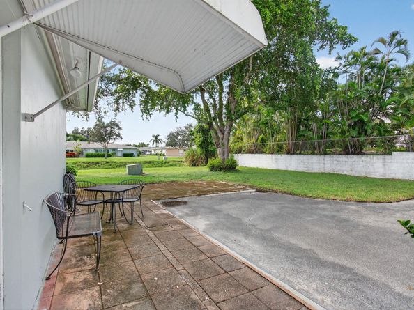 300 High Point Boulevard A, Delray Beach FL 33445