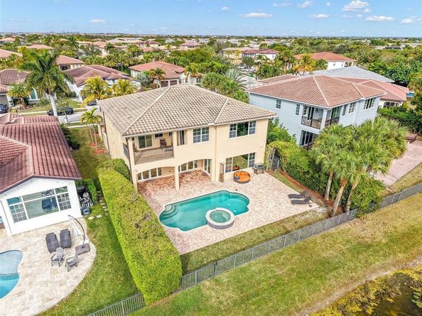 12334 NW 80th Pl, Parkland FL 33076