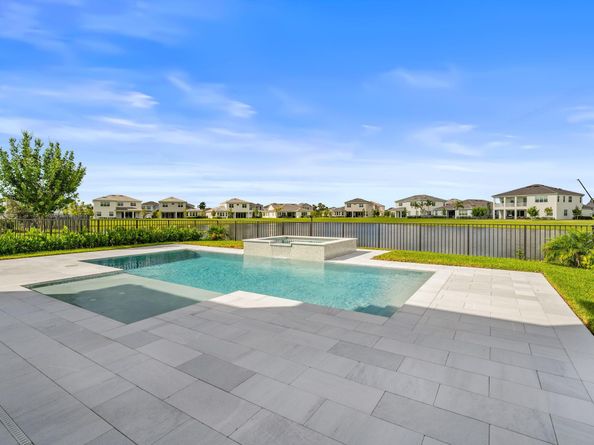 5413 Empire Drive, The Acreage FL 33470