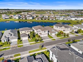 5413 Empire Drive, The Acreage FL 33470