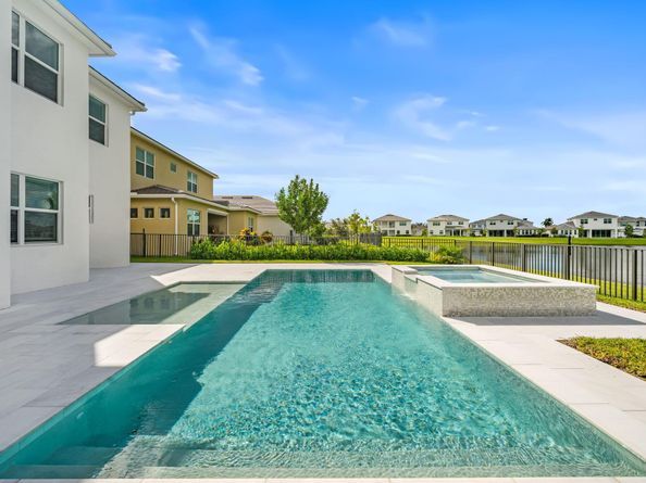 5413 Empire Drive, The Acreage FL 33470