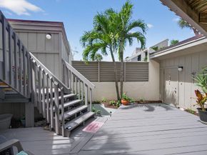 1605 S Us Highway 1 8e, Jupiter FL 33477