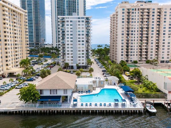 1849 S Ocean Dr 711, Hallandale Beach FL 33009