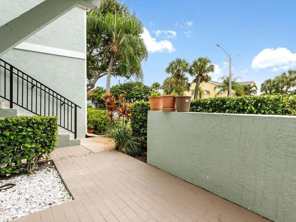 700 Waterside Drive, Hypoluxo FL 33462