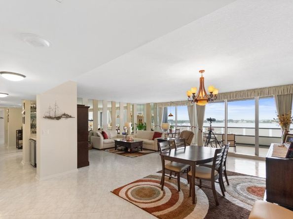 100 Lakeshore Drive 754, North Palm Beach FL 33408