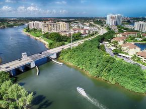 100 Lakeshore Drive 754, North Palm Beach FL 33408