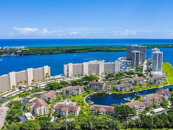100 Lakeshore Drive 754, North Palm Beach FL 33408
