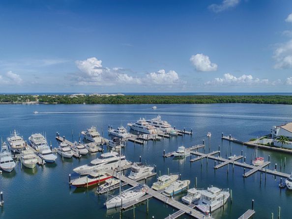 100 Lakeshore Drive 754, North Palm Beach FL 33408