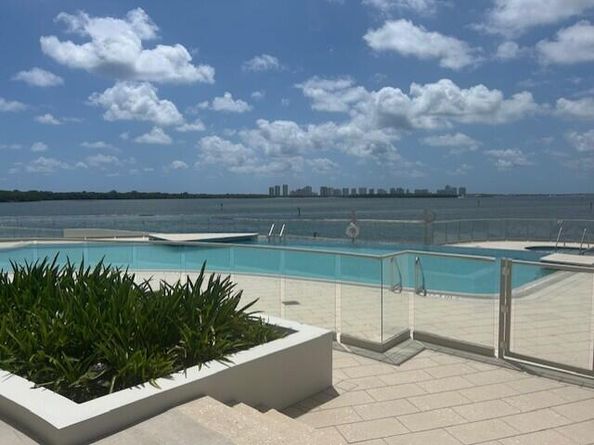 100 Lakeshore Drive 754, North Palm Beach FL 33408