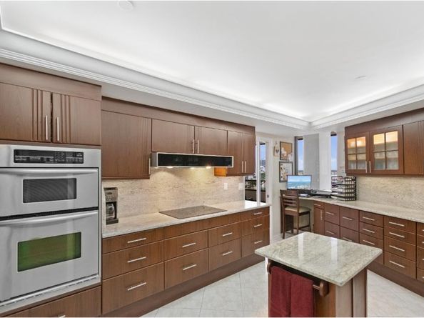 100 Lakeshore Drive 754, North Palm Beach FL 33408
