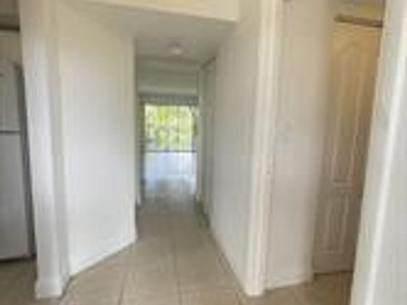 4205 N University Dr 311, Sunrise FL 33351