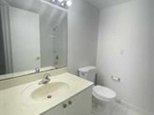 4205 N University Dr 311, Sunrise FL 33351