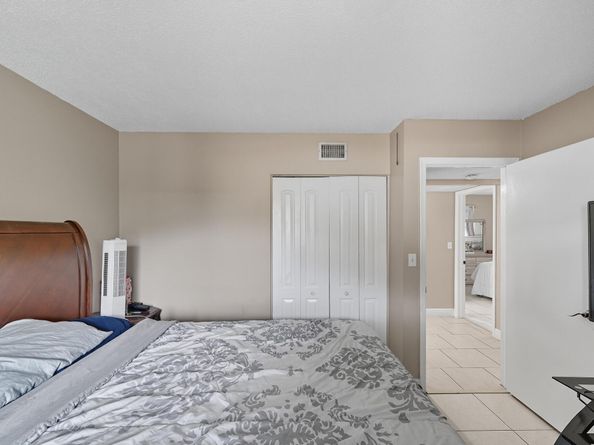 5935 Albert Road, West Palm Beach FL 33415